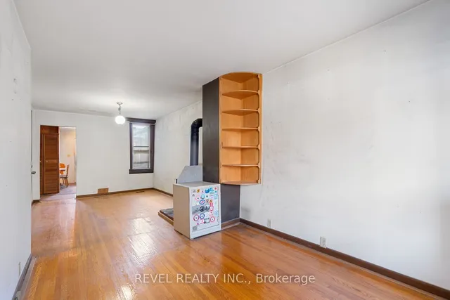 Additional image 4 of 415 Concord Ave