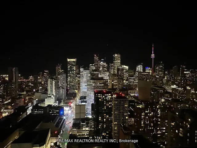 Additional image 27 of 386 Yonge St Unit 4508