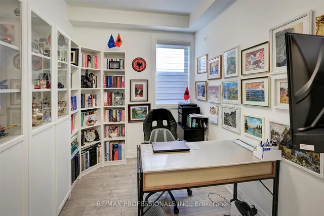 Additional image 19 of 66 Long Branch Ave Unit 20