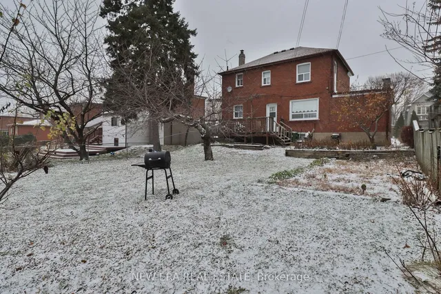 Additional image 32 of 27 Dell Park Ave