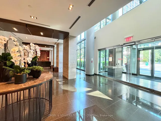 Additional image 18 of 77 Charles St Unit 802