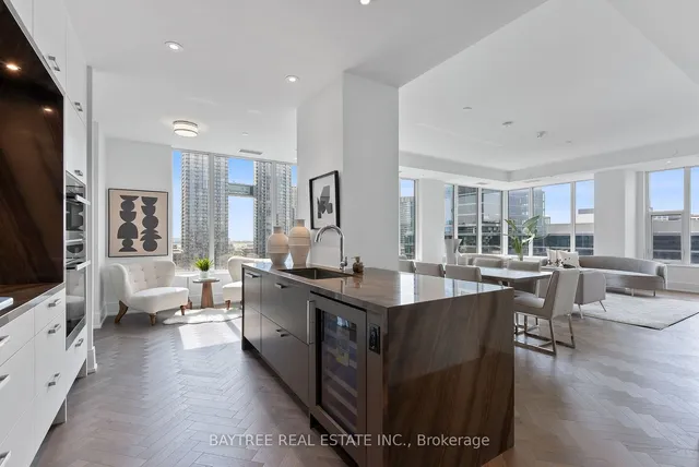 Additional image 3 of 455 Wellington St Unit 1108