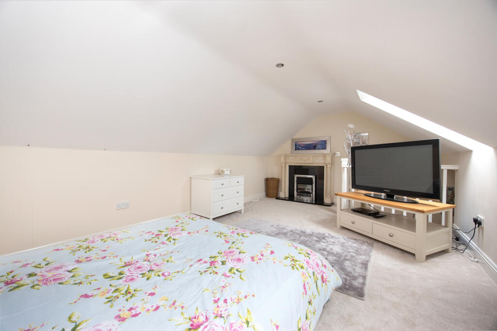 Additional image 35 of Oak Tree House, Hilperton