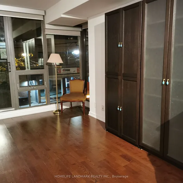 Additional image 11 of 33 Lombard St Unit 201