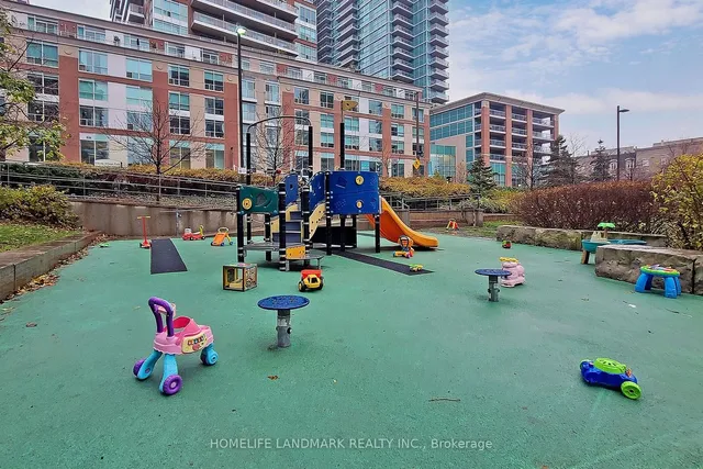 Additional image 33 of 150 East Liberty St Unit 2805