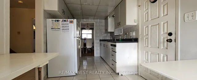 Additional image 9 of 18 Richgrove Dr