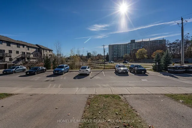 Additional image 39 of 701 Homer Watson Blvd Unit 8