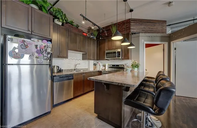 Additional image 6 of 120 Mansion St Unit 506