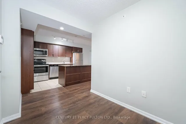 Additional image 5 of 830 Lawrence Ave Unit 501