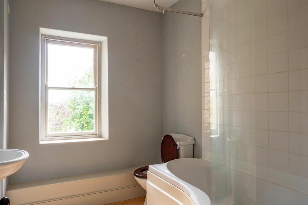Additional image 11 of Vicarage Street, Frome, BA11 1PX
