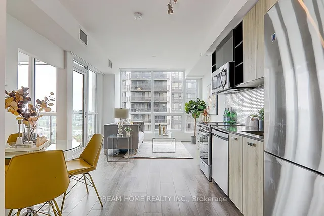 Additional image 9 of 10 De Boers Dr Unit 812