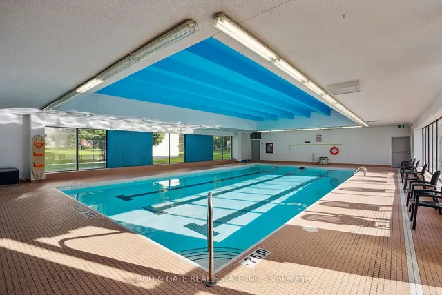 Additional image 28 of 260 Seneca Hill Dr Unit 702