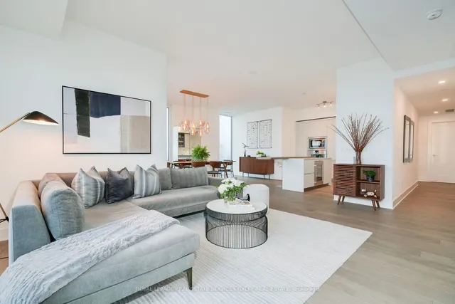 128 Pears Ave Unit 1002