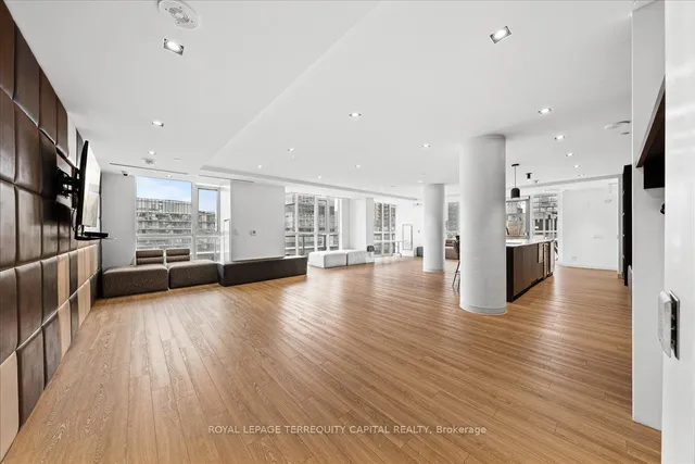 Additional image 36 of 120 Parliament St Unit 1805