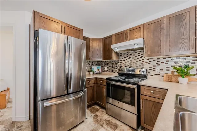 Additional image 43 of 205 Eden Oak Trail