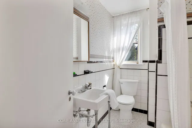 Additional image 15 of 9 Lyndale Dr