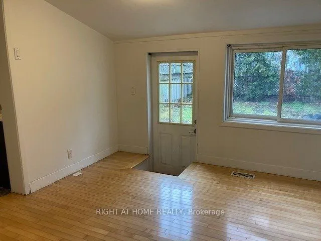 Additional image 9 of 52 Beresford Ave