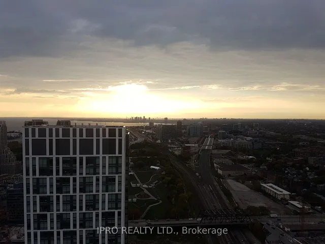 Additional image 18 of 21 Iceboat Terr Unit 4809