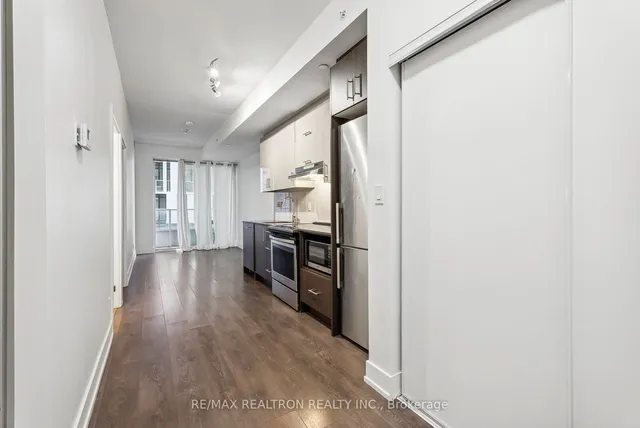 Additional image 31 of 180 Fairview Mall Dr Unit 710