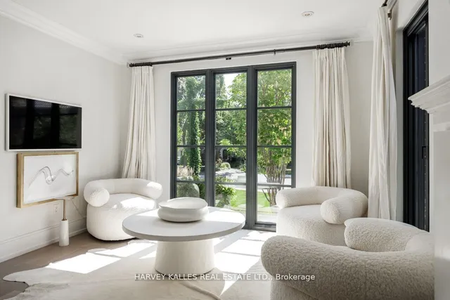 Additional image 4 of 90 Chatsworth Dr