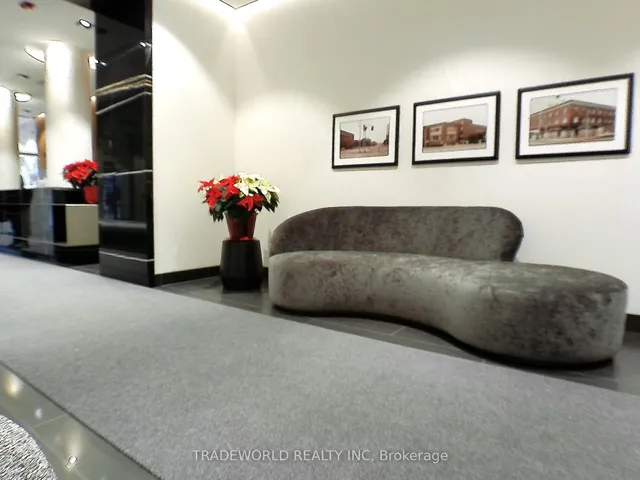 Additional image 7 of 736 Spadina Ave Unit 613