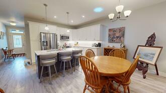 Additional image 3 of 375 Mitchell Rd S