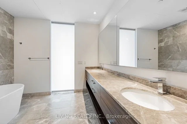 Additional image 19 of 488 University Ave Unit 5408