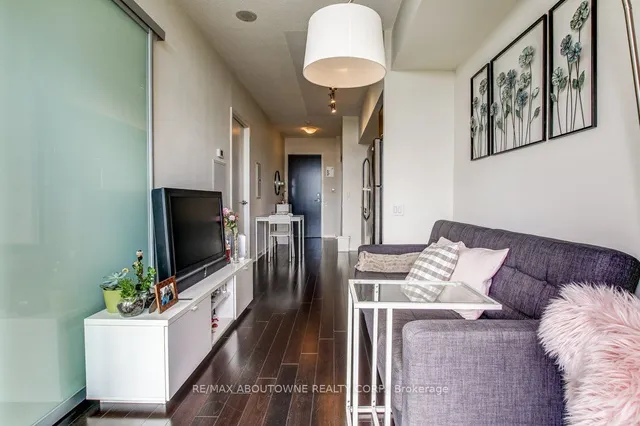 Additional image 7 of 105 The Queens Way Unit 1508