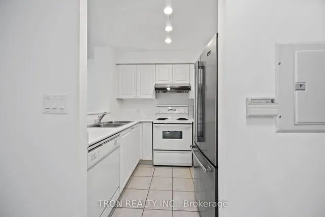 Additional image 5 of 11 Lee Centre Dr Unit 2015