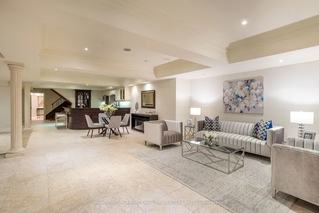 Additional image 37 of 24 York Valley Cres