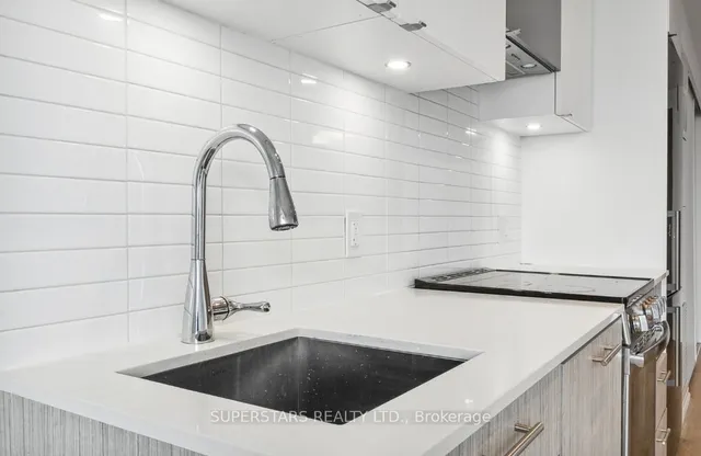 Additional image 5 of 251 Jarvis St Unit 2712