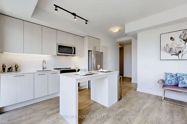 Additional image 7 of 286 Main St Unit 1012