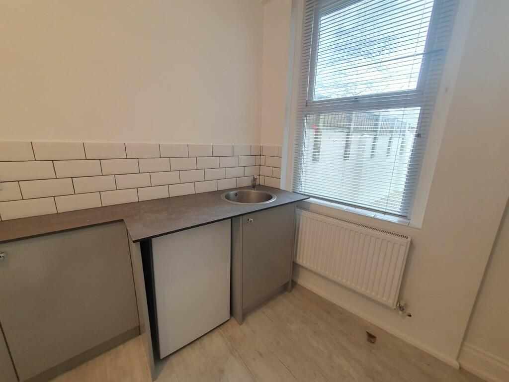 Additional image 8 of Everton Road, Yeovil