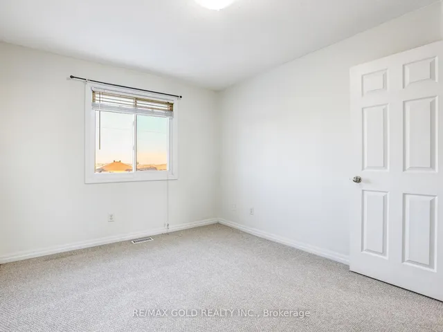 Additional image 21 of 920 Dunblane Crt
