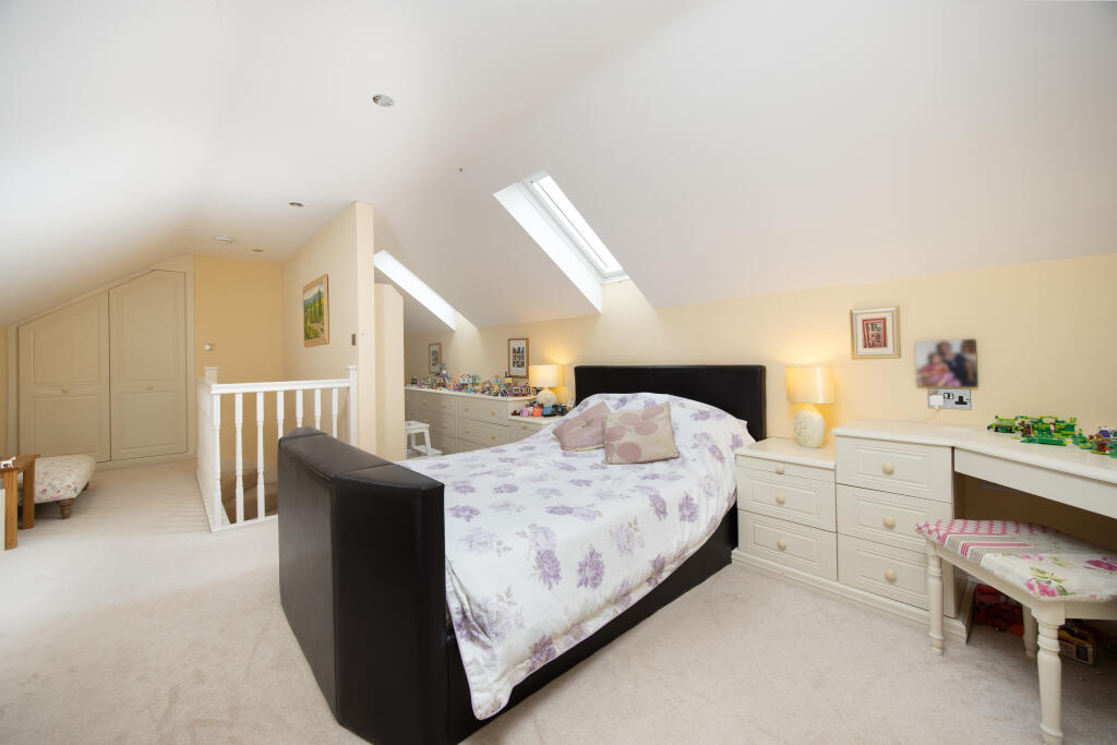 Additional image 29 of Oak Tree House, Hilperton