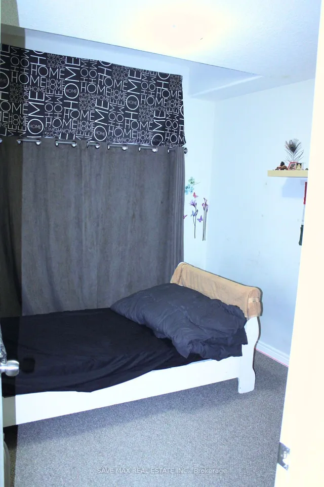 Additional image 21 of 27 Elmbank Tr