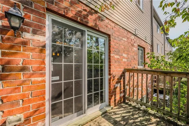 Additional image 35 of 55 Mooregate Cres Unit 8