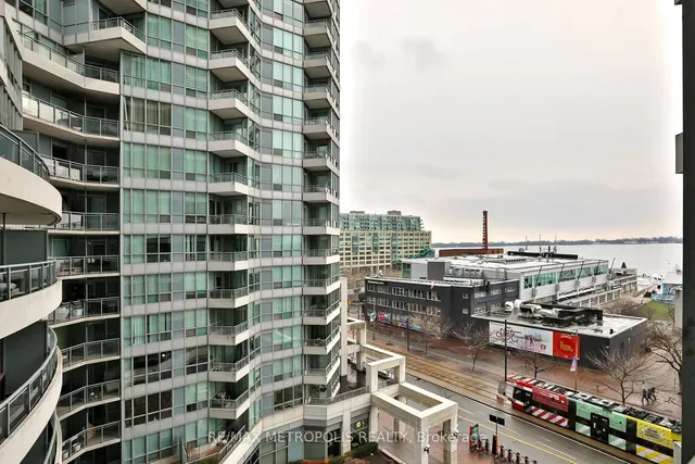 Additional image 24 of 230 Queens Quay Unit 820