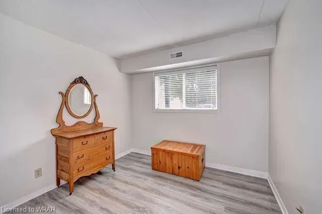 Additional image 22 of 3085 Kingsway Dr Unit 1