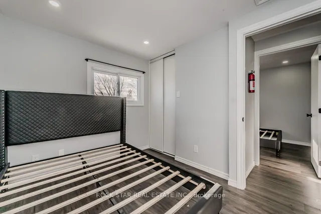 Additional image 17 of 77 Timberlane Cres