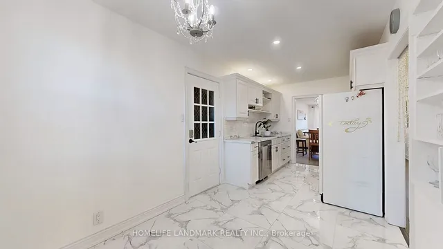 Additional image 12 of 17 evermede Dr