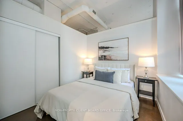 Additional image 29 of 410 King St Unit 220