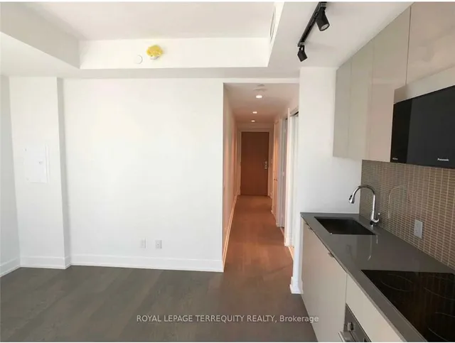 Additional image 23 of 7 Grenville St Unit 3702