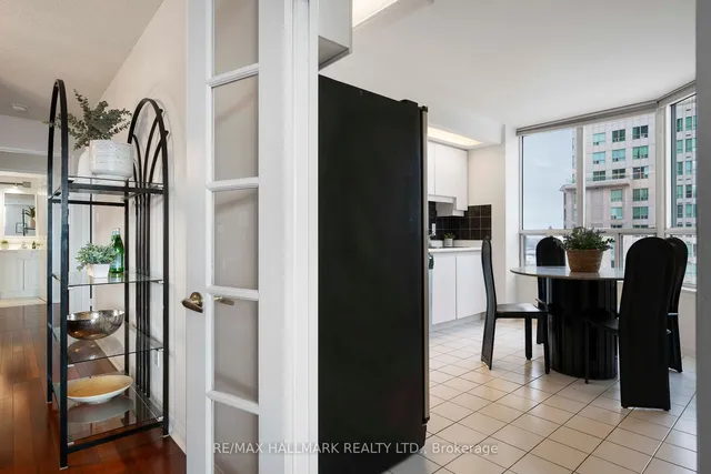 Additional image 16 of 88 Corporate Dr Unit 1804