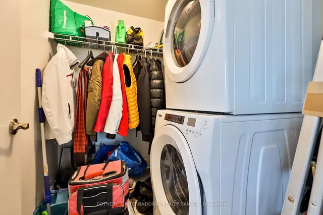 Additional image 16 of 8 Scollard St Unit Ph 201