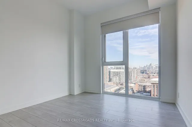 Additional image 23 of 270 Dufferin St Unit LPH3