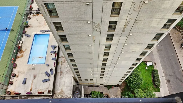Additional image 36 of 17 Dundonald St Unit 1501