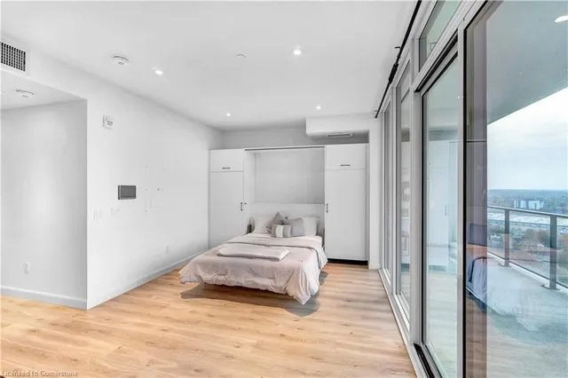 Additional image 9 of 741 King Street West St Unit 1509