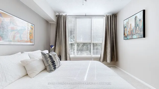 Additional image 17 of 20 Southport St Unit 511