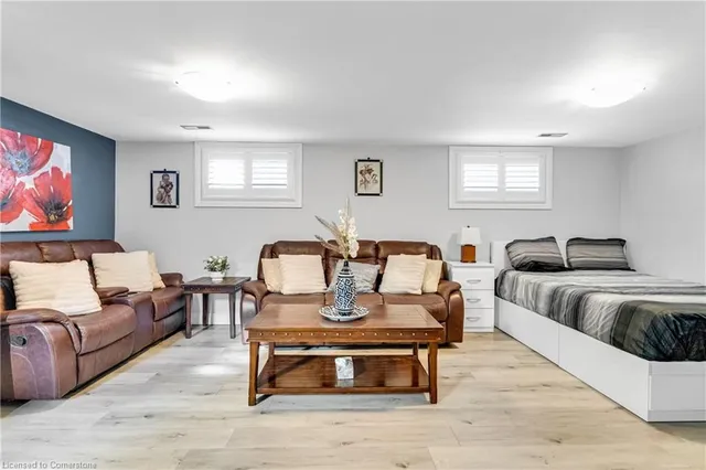 Additional image 32 of 63 Gibson Dr